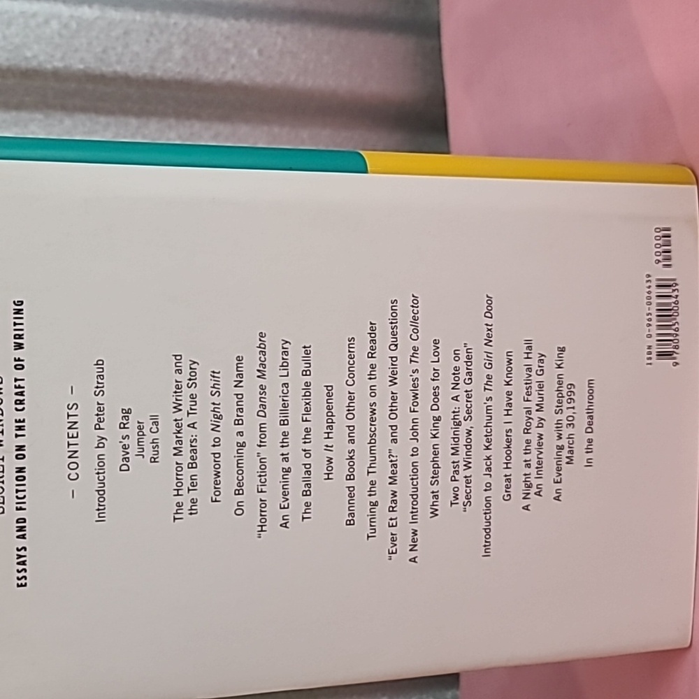 Secret Windows; Essays and Fiction on the Craft of Writing By Steven King - Picture 4 of 5